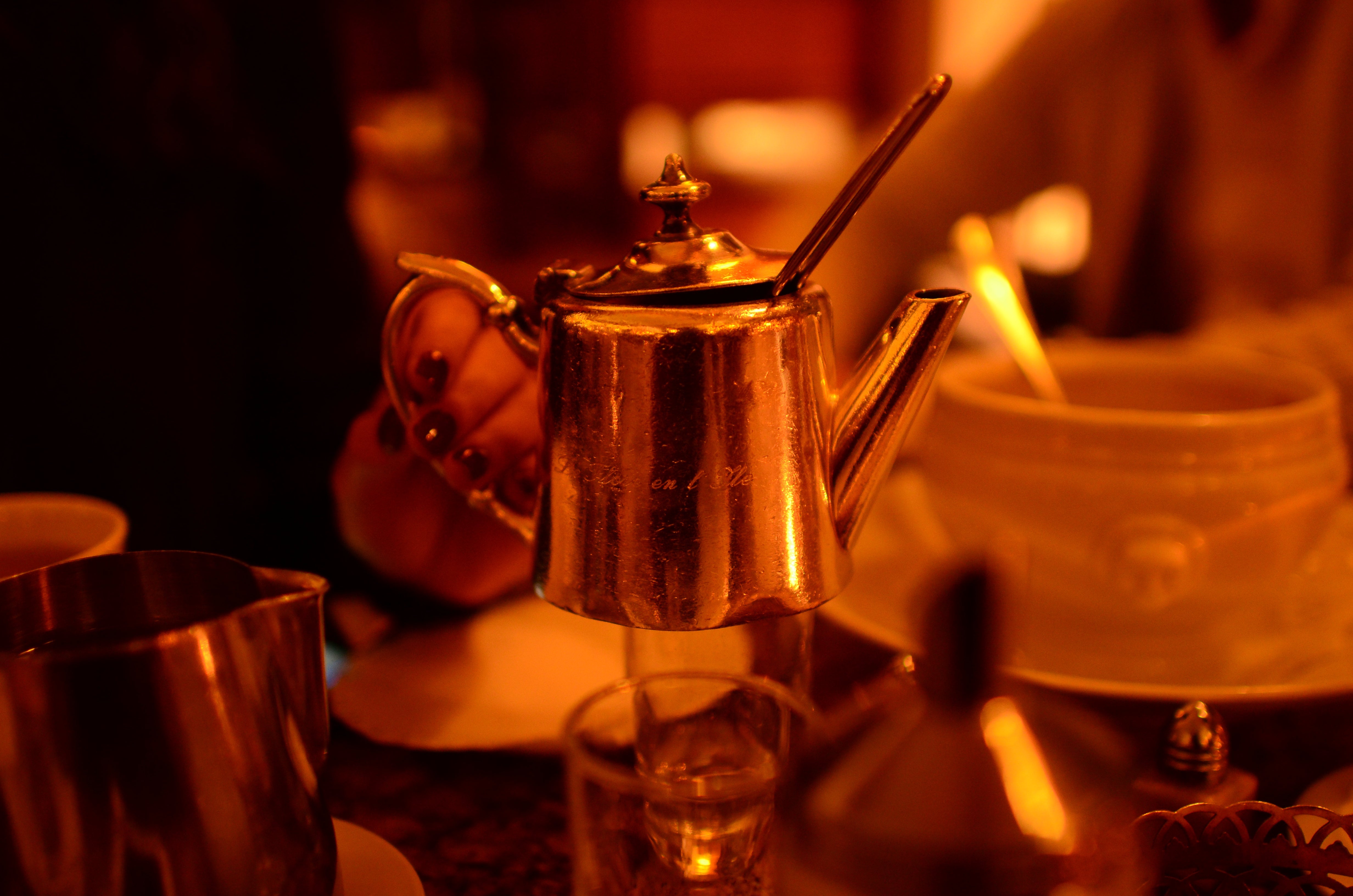 A British bra in Paris